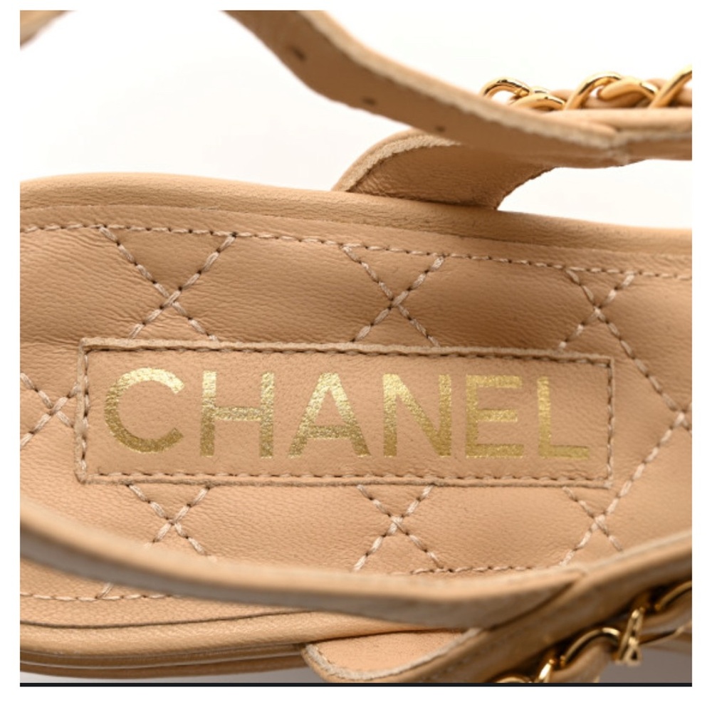 Chanel lamb skin gold chain CC Platform sandals - Picture 4 of 8